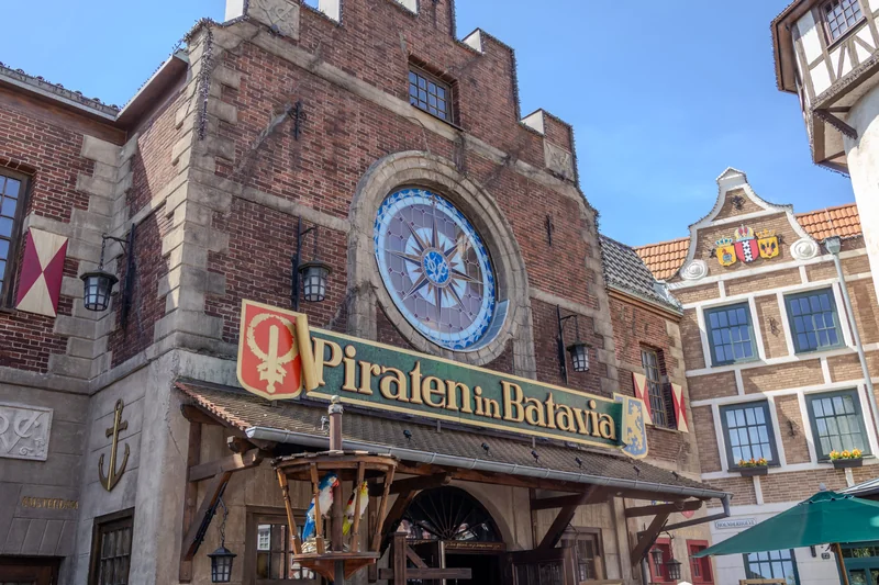 Bereich Holland, Piraten in Batavia Eingang im Europa-Park