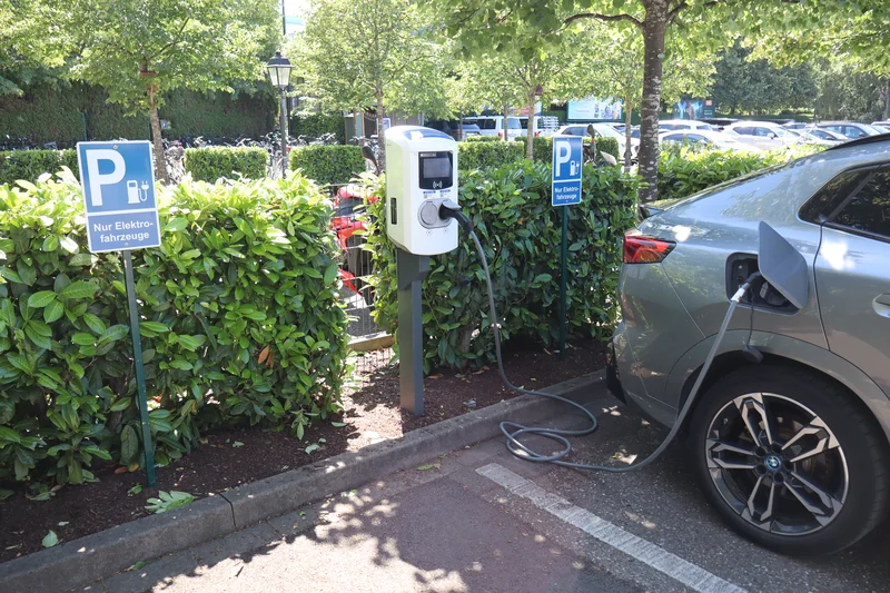E-Ladestation am Haupteingang im Europa-Park
