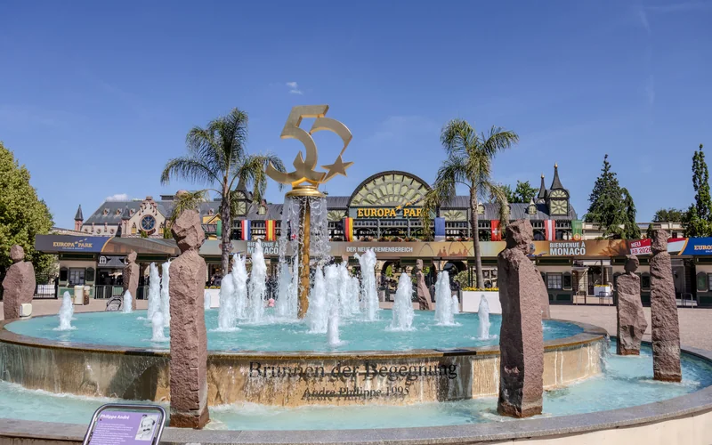 Vorplatz Ticketschalter im Europa-Park